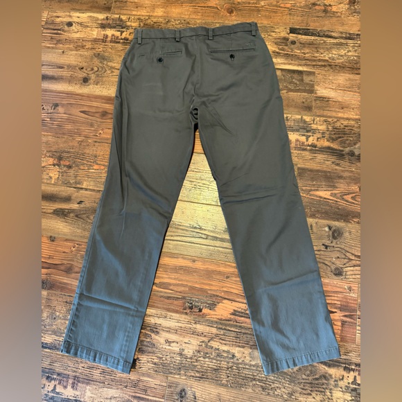 Dockers Men's Gray Flex Comfort Straight Fit Pants, Size 36x34 - Picture 3 of 5
